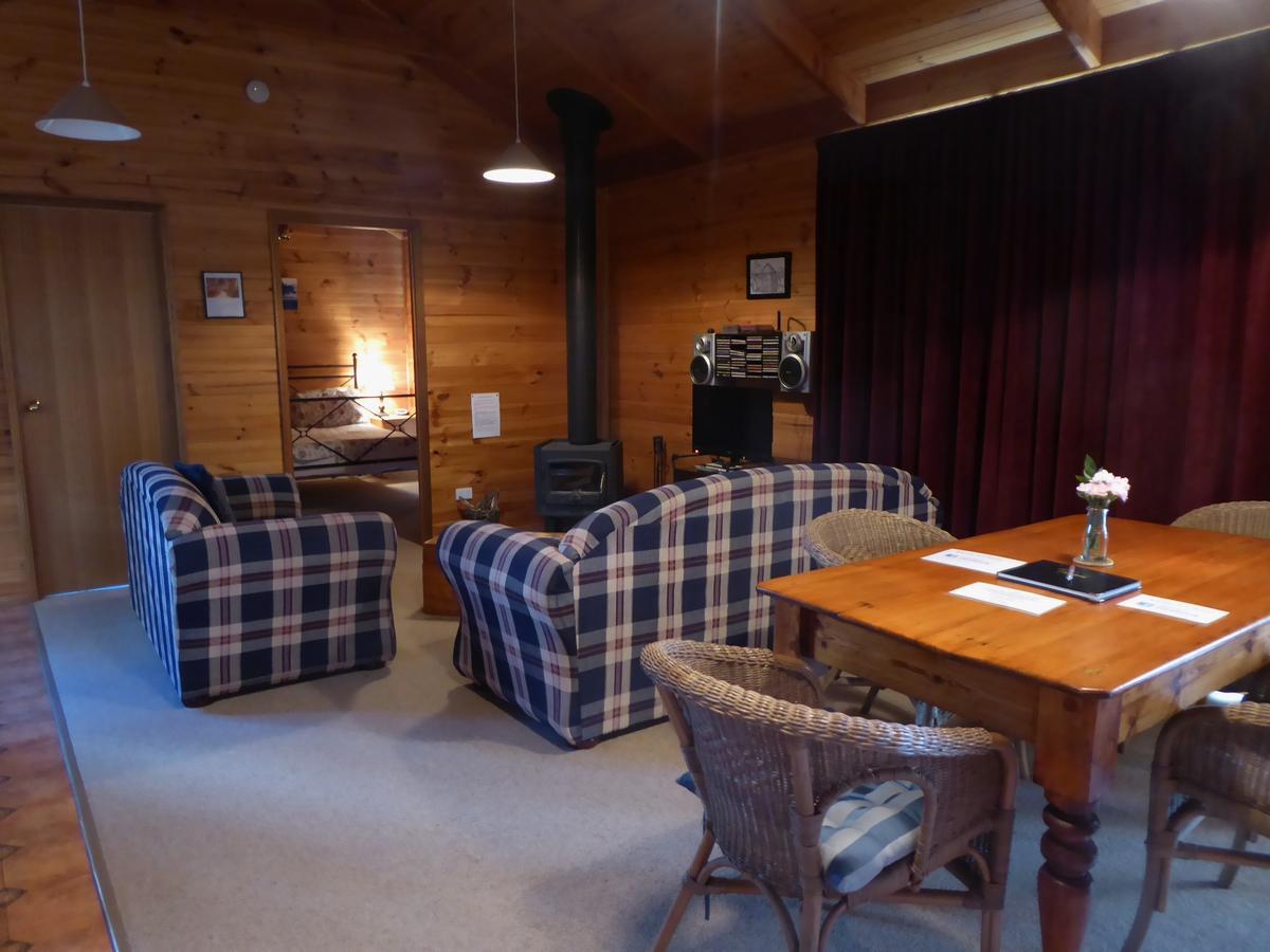 Molly's Chase Bed & Breakfast Emu Flat